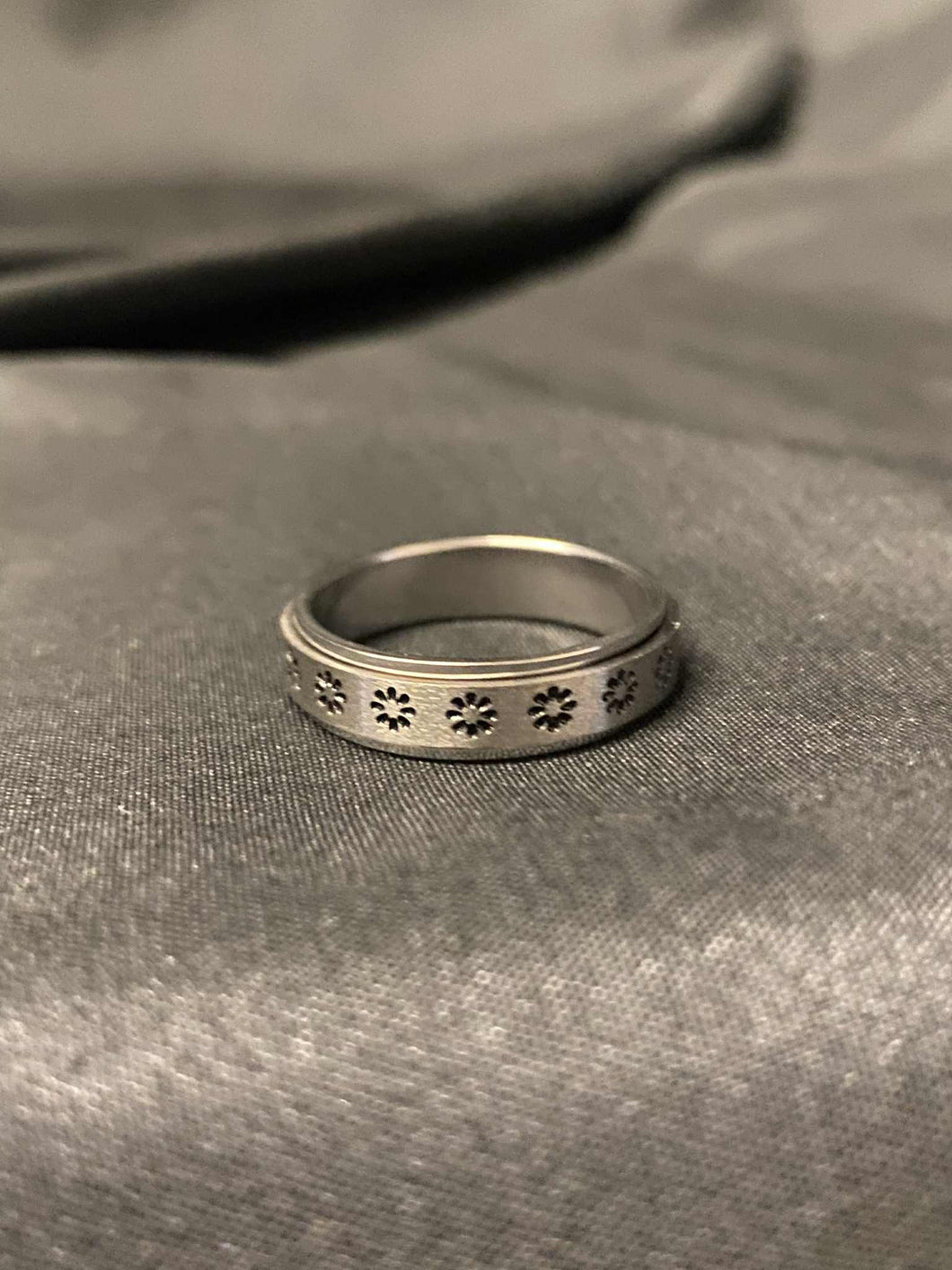 Spinner Ring