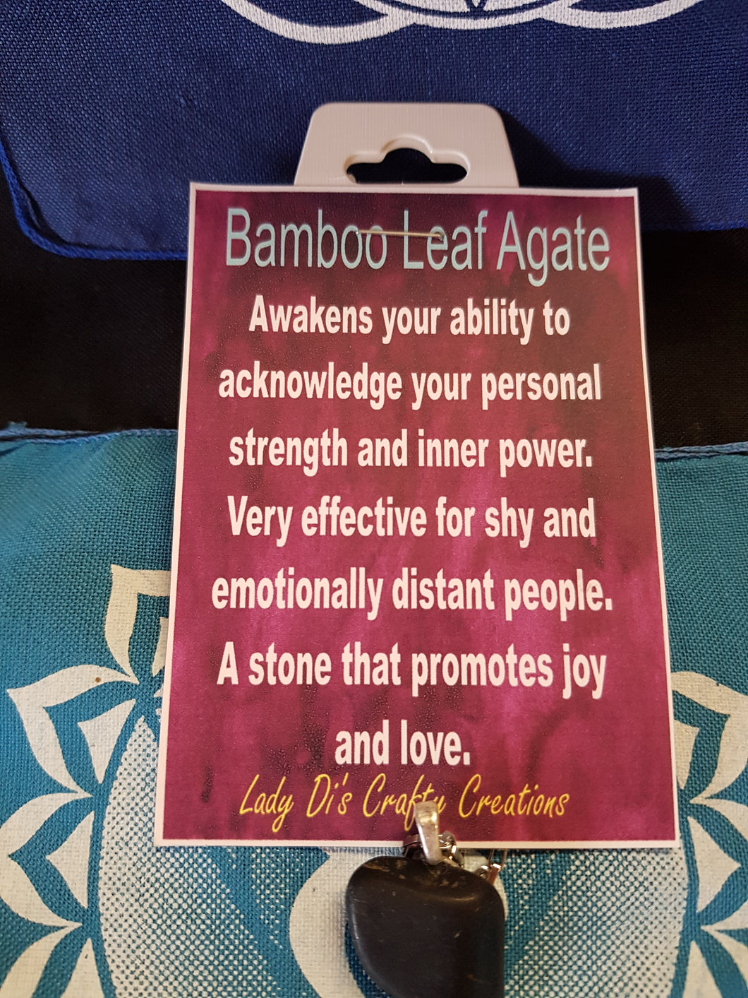 Bamboo Leaf Agate Necklace
